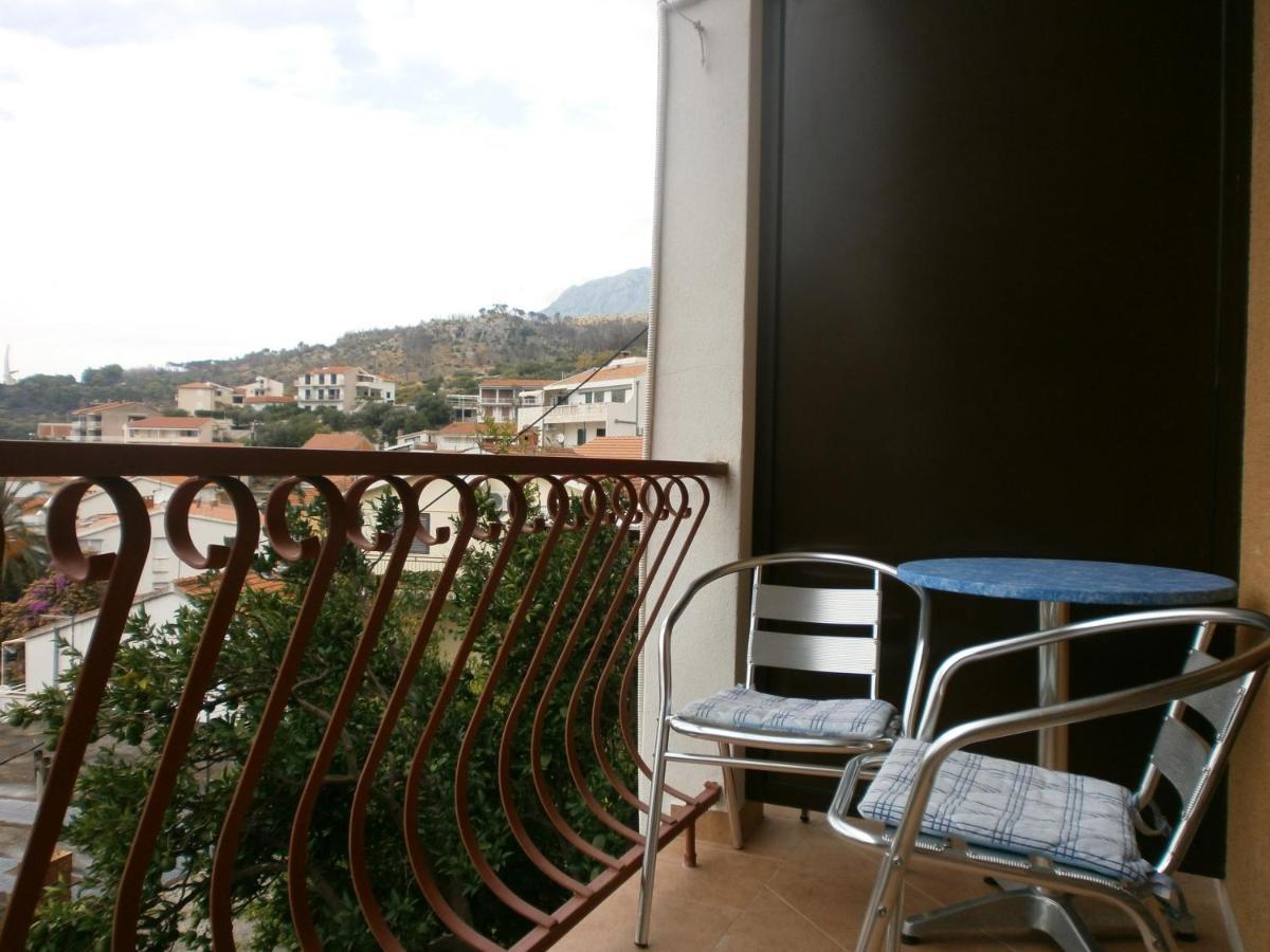 Apartments By The Sea Podgora, Makarska - 12326 Bagian luar foto