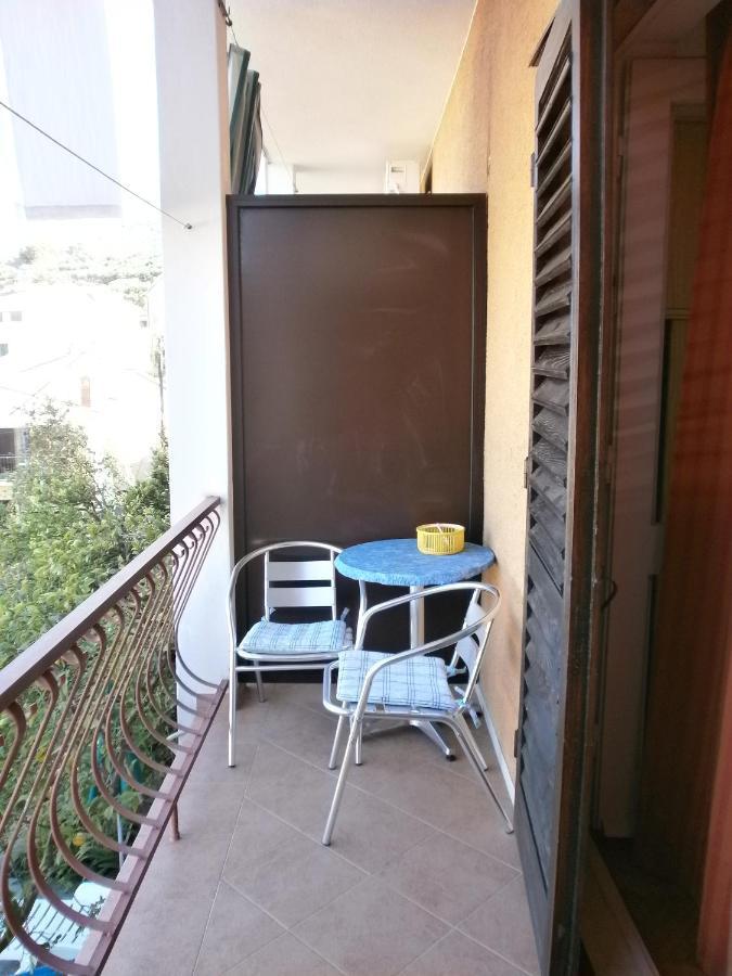 Apartments By The Sea Podgora, Makarska - 12326 Bagian luar foto